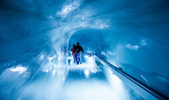 萬年冰宮 Ice cave at Jungfraujoch